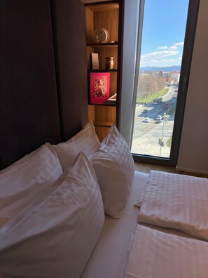 Apartment | 4 bedrooms, Internet