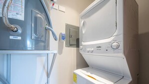 Luokittelematon kuva, 2 kautta 31, painike