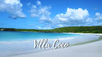 Villa | 3 bedrooms, desk