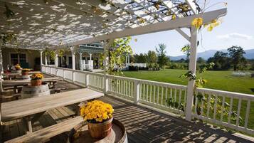 House | 5 bedrooms, Internet