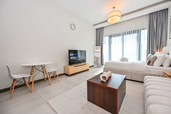 1 غرفة نوم وخدمة الإنترنت