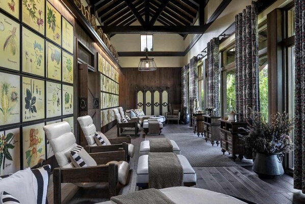 Villa - Villa Granada at Dorado Beach Resort Pool Nearby (Dorado)