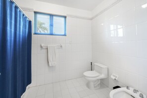 House | Bathroom - Quaint Villa Beach Access Elina (Vega Alta)