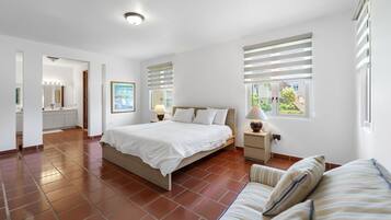 Villa | 3 bedrooms, Internet