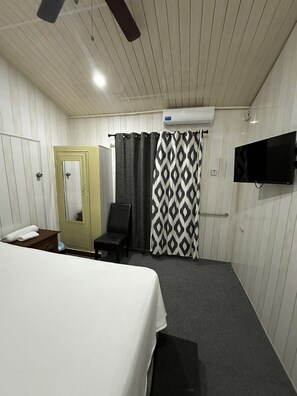 Apartment | 4 bedrooms, Internet