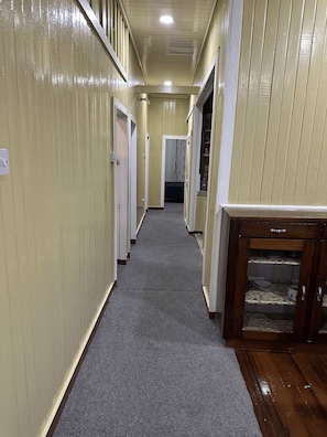 4 habitaciones y acceso a internet