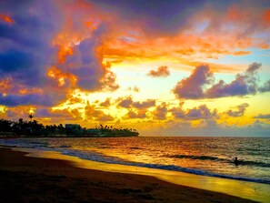 House | 2 bedrooms - Giovanni Beachfront Community w Pools (Vega Alta)