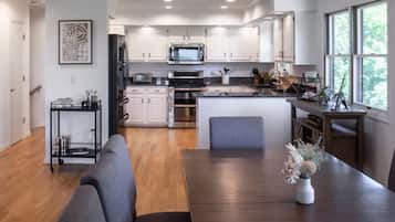 House | 4 bedrooms, Internet