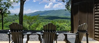 Shenandoah Retreat - Family Home