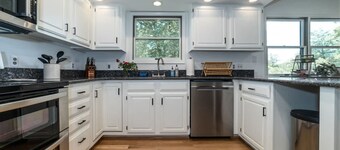 Shenandoah Retreat - Family Home