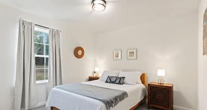 Fern Cottage - Family Home
