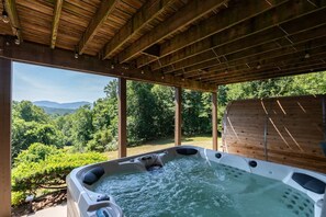 House | 5 bedrooms, Internet