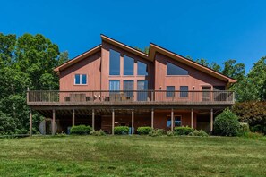 House | 5 bedrooms, Internet