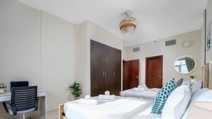 Apartment, Smoking | 1 bedroom - Stunning 1BR With Golf View in Sports City (Dubai)