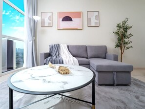 Apartment, Smoking | 1 bedroom - Stunning 1BR With Golf View in Sports City (Dubai)