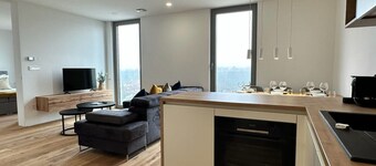 Garden Residence - Premium Alpine View Apartment