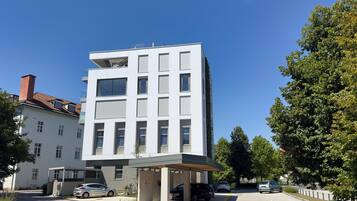 Apartment | 2 bedrooms, Internet