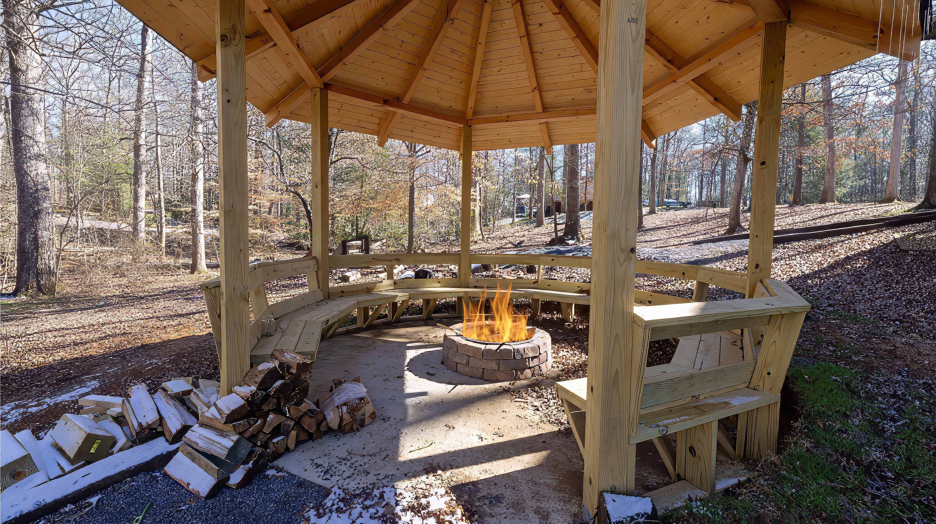 Suite | 8 bedrooms, Internet