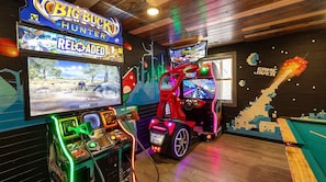 8 bedrooms, Internet - Bigfoot Bunkhouse Pool Views Theater Arcade Firepit Book Now (Sevierville)