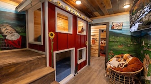 8 bedrooms, Internet - Bigfoot Bunkhouse Pool Views Theater Arcade Firepit Book Now (Sevierville)