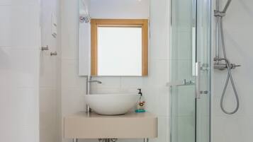 House | 2 bedrooms, Internet