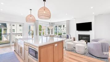 House | 4 bedrooms, Internet