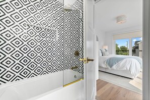 House | 4 bedrooms, Internet