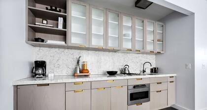 17john: Premier King Studio Apartment