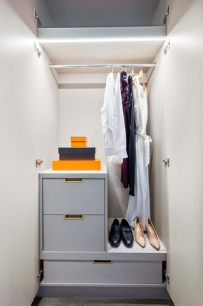 Apartment | Exterior - 17john: Executive King Studio With Sofa Bed (New York)