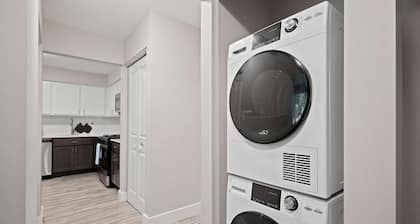 A Place to Rest Away From Home 2BR 2BA