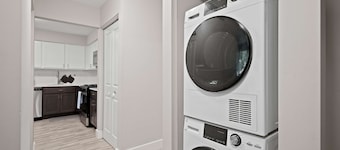 A Place to Rest Away From Home 2BR 2BA