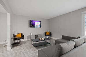 Apartment | 2 bedrooms, Internet