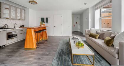 17john: Presidential King Suite With Sofa Bed