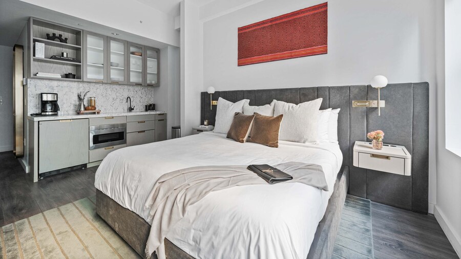17john: Classic King Studio Apartment