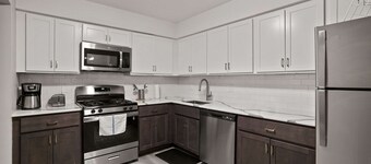 Cozy 2BR 2BA Apartment for the Family