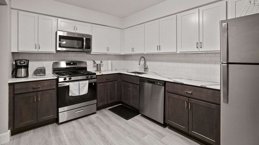 Cozy 2BR 2BA Apartment for the Family