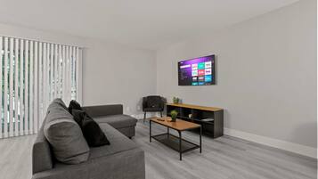 Apartment | 2 bedrooms, Internet