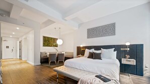 House | Exterior - 17john: Grand King Studio Apartment (New York)