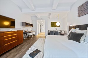 Apartment | Exterior - 17john: Grand King Studio Apartment (New York)