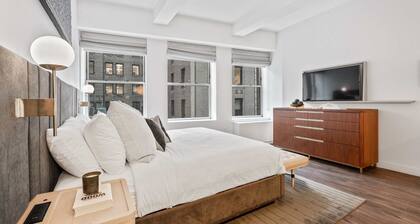 17john: Grand King Studio Apartment