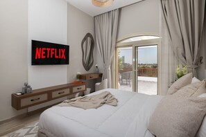 Apartment | 4 bedrooms, Internet