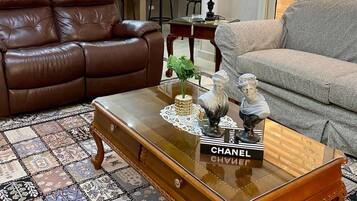 Villa | 3 bedrooms, Internet