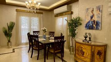 Villa | 3 bedrooms, Internet