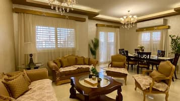 Villa | 3 bedrooms, Internet