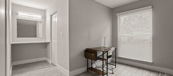 Modern 2BR 2BA Apartment With Pleasant Views