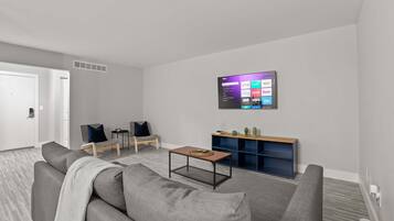 Apartment | 2 bedrooms, Internet