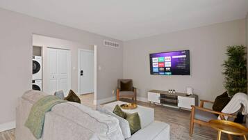 Apartment | 2 bedrooms, Internet