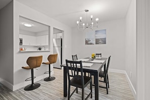 Apartment | 2 bedrooms, Internet