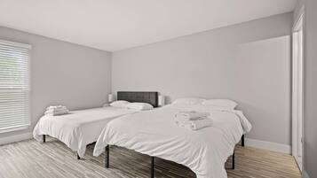 2 bedrooms, Internet