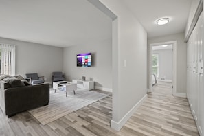 Apartment | 2 bedrooms, Internet